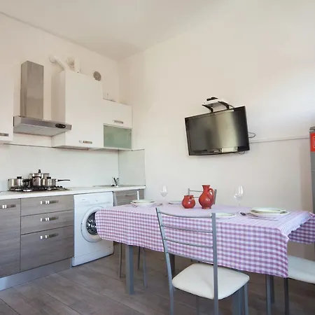 Due Bilo 4 Plus 1 Apartment *